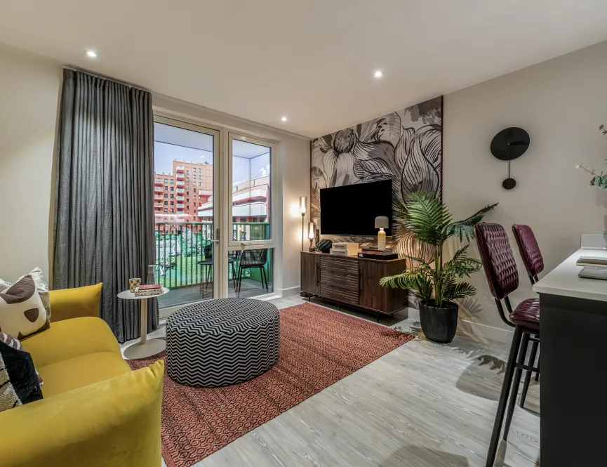 Dagenham Green 1 bed show apartment