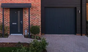 Hollymead Square, External Features