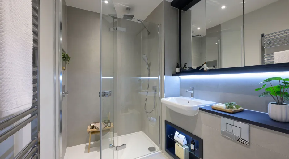 Hollymead Square - The Shadwell Number 40 - Ensuite